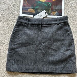 Aritzia Babaton Chisel Precision Wool Skirt Black/Grey Mini Skirt - Size 6 NWT